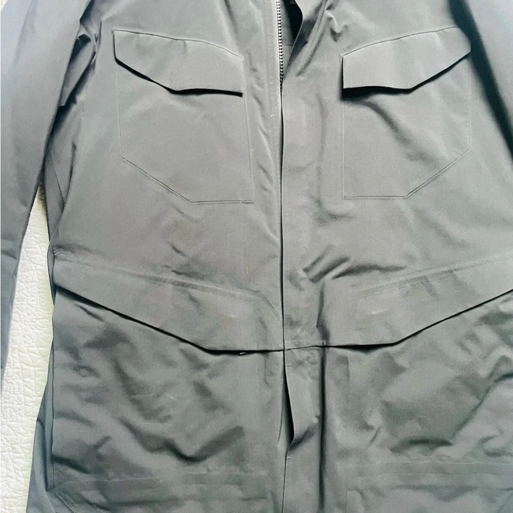 Arcteryx Veilance XS - Picture 2 of 4